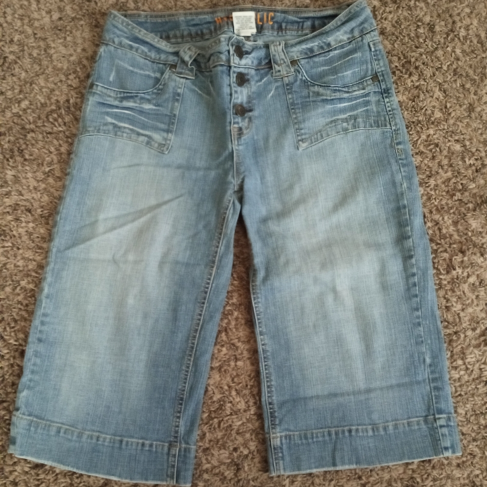 Sold Hydraulic Jean Capris Size 13/14